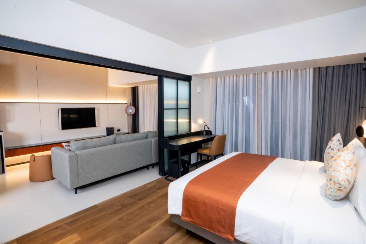 Herloom Hotel & Residence Bsd Tangerang Bagian luar foto