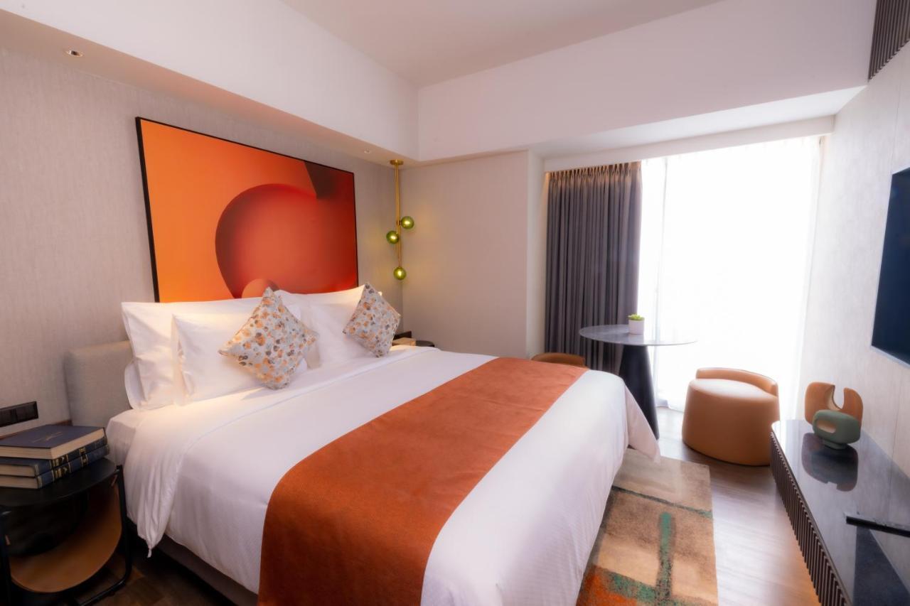 Herloom Hotel & Residence Bsd Tangerang Bagian luar foto