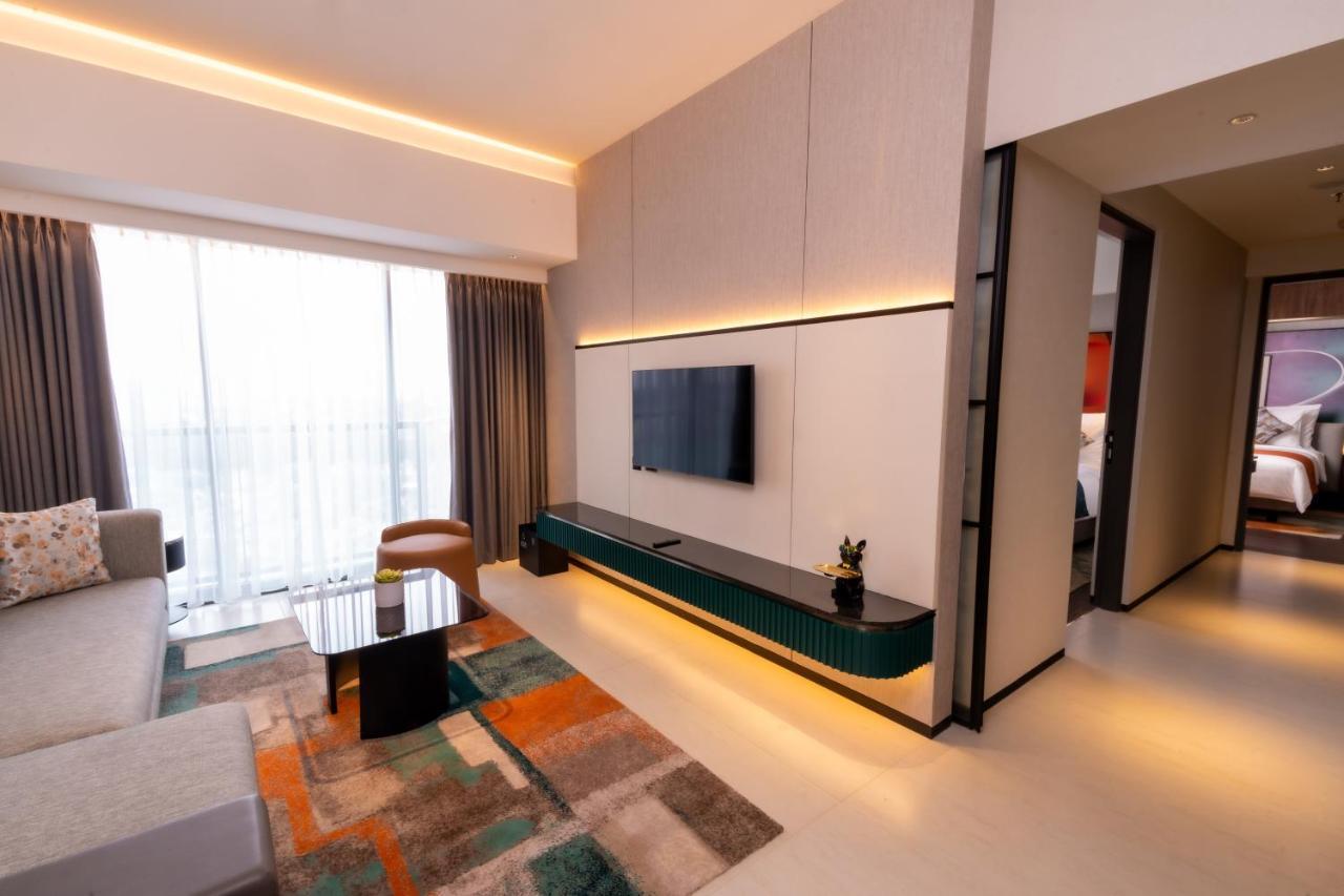 Herloom Hotel & Residence Bsd Tangerang Bagian luar foto