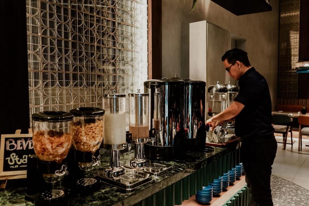 Herloom Hotel & Residence Bsd Tangerang Bagian luar foto