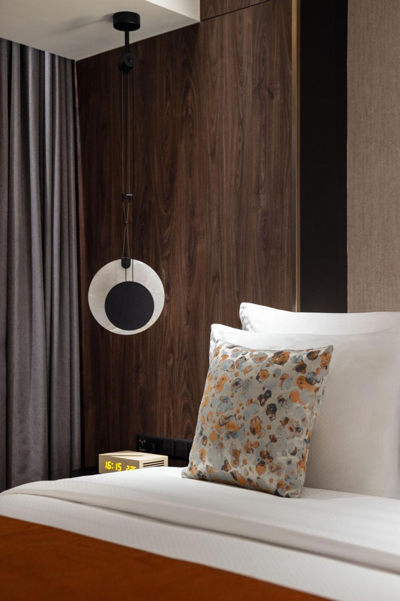 Herloom Hotel & Residence Bsd Tangerang Bagian luar foto