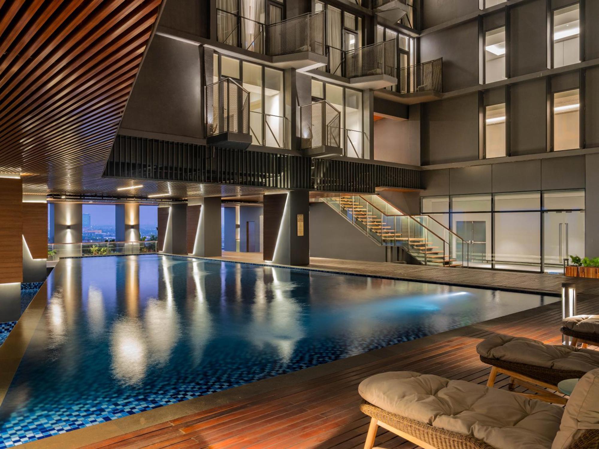 Herloom Hotel & Residence Bsd Tangerang Bagian luar foto